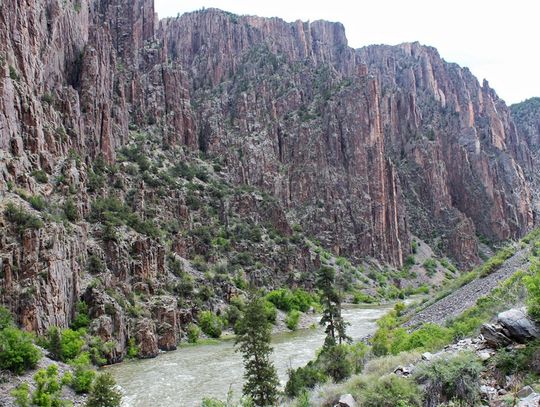 Elevate outfits Black Canyon National Park with fiber internet