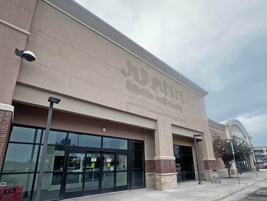 Goodwill to open new retail store and donation center in former Joann Fabrics space
