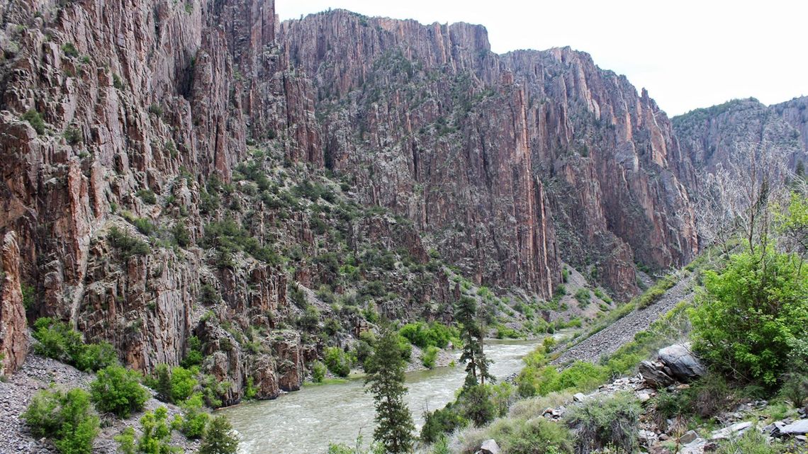 Elevate outfits Black Canyon National Park with fiber internet